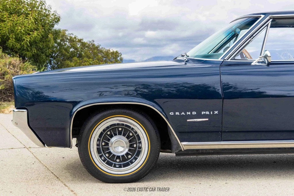 1964 Pontiac Grand Prix