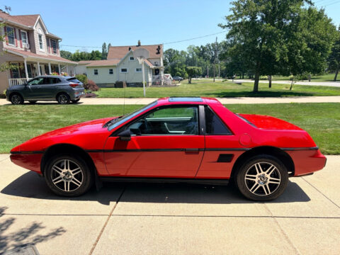 1984 Pontiac Fiero SE for sale