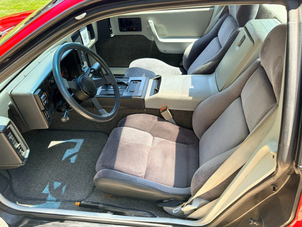 1984 Pontiac Fiero SE