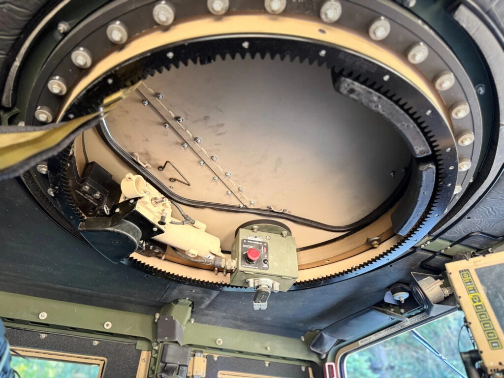 M1151 Armored Humvee / Hmmwv