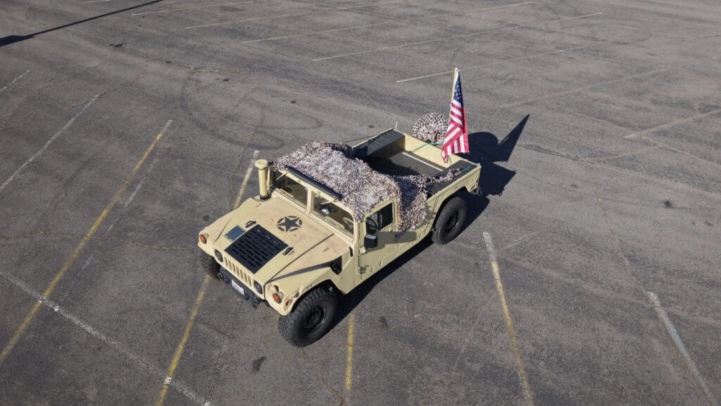 Military Hmmwv M1097a2 Troop Carrier 2009 W/ California License Plate H1 Humvee