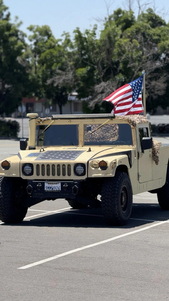 Military Hmmwv M1097a2 Troop Carrier 2009 W/ California License Plate H1 Humvee
