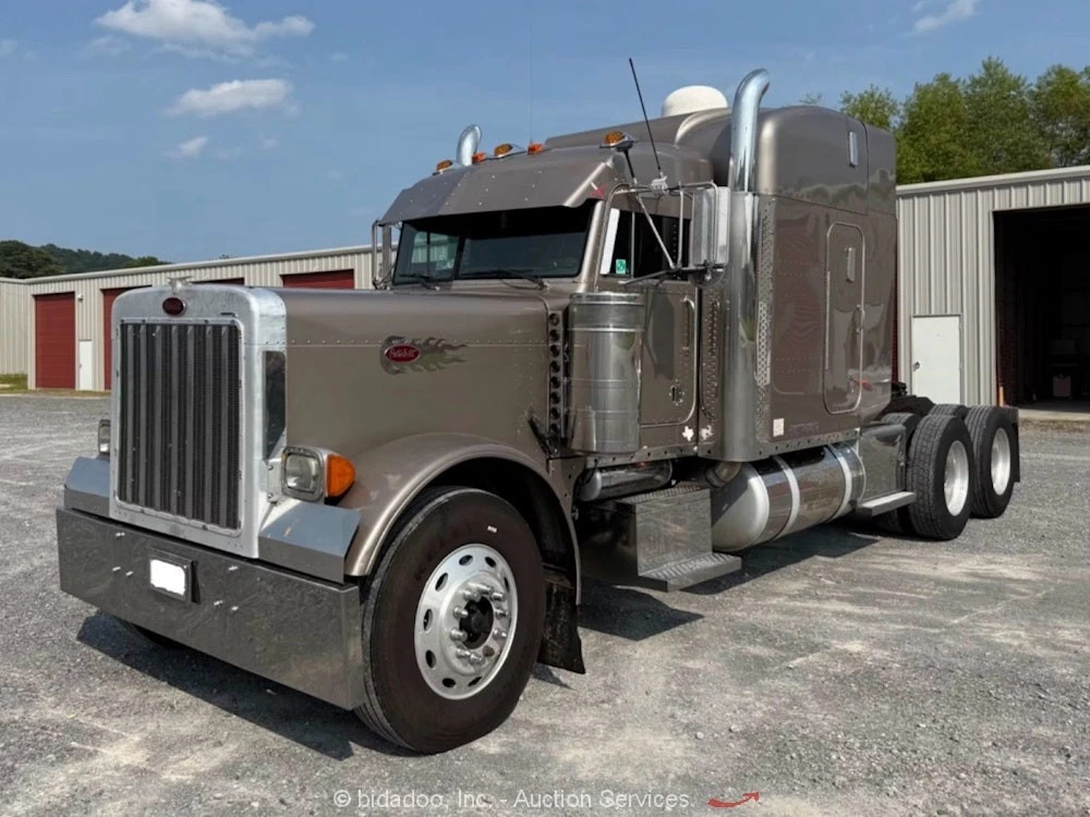 Peterbilt 379 T/A Sleeper Semi Truck Tractor CAT 3406 18 Spd M/T Bidadoo