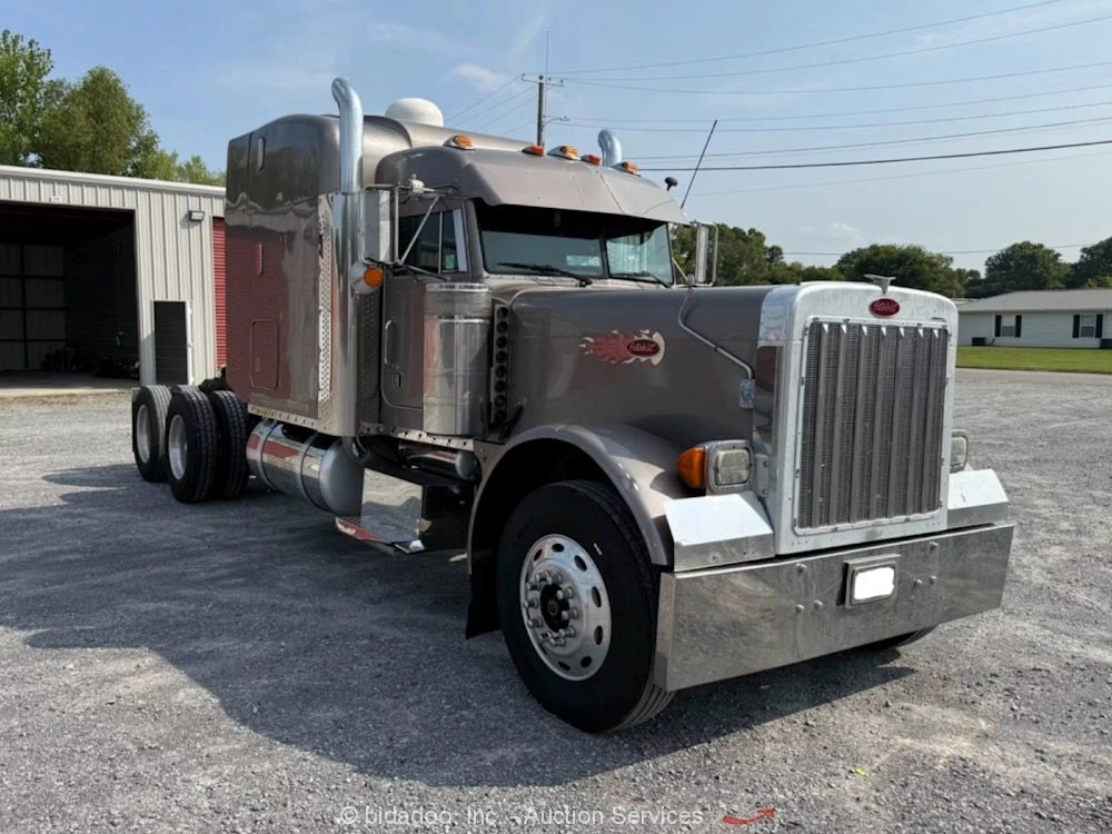 Peterbilt 379 T/A Sleeper Semi Truck Tractor CAT 3406 18 Spd M/T Bidadoo