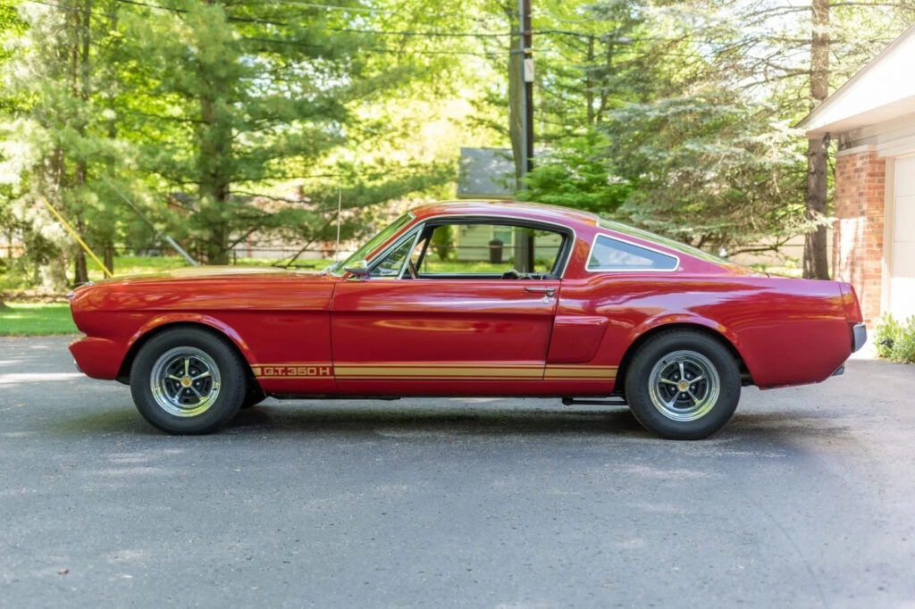 1966 Ford Mustang