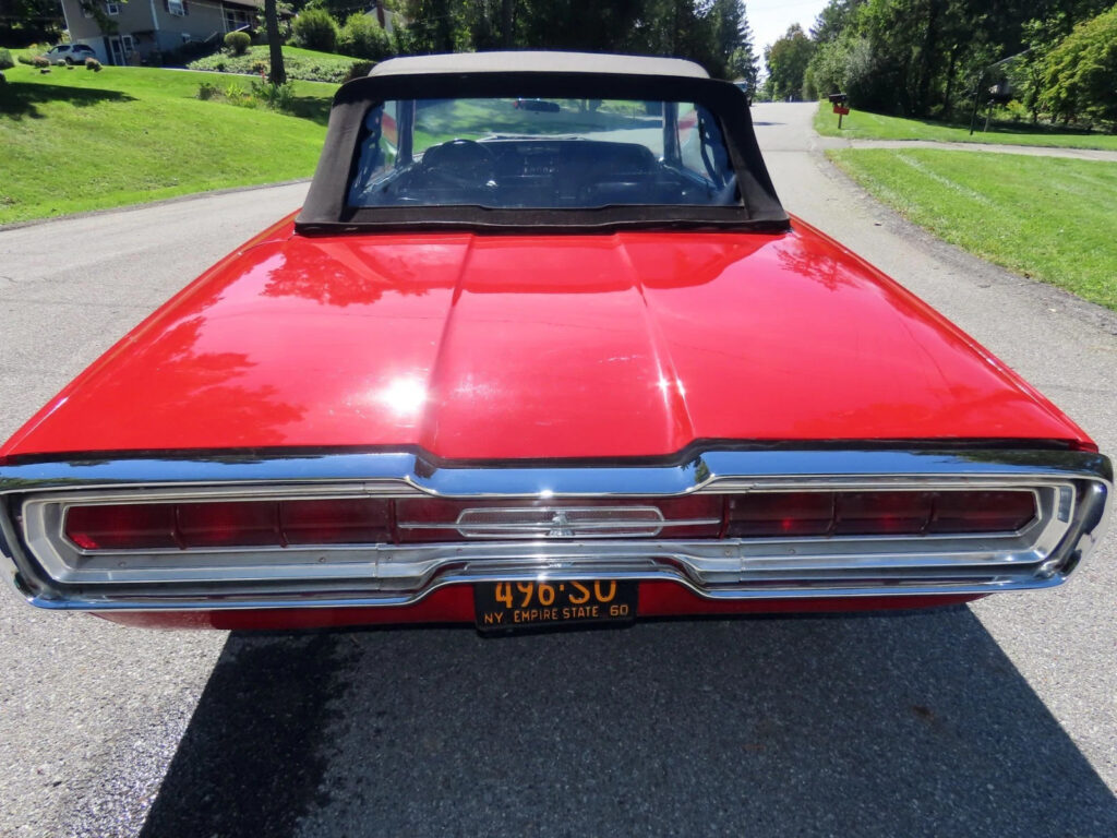 1966 Ford Thunderbird