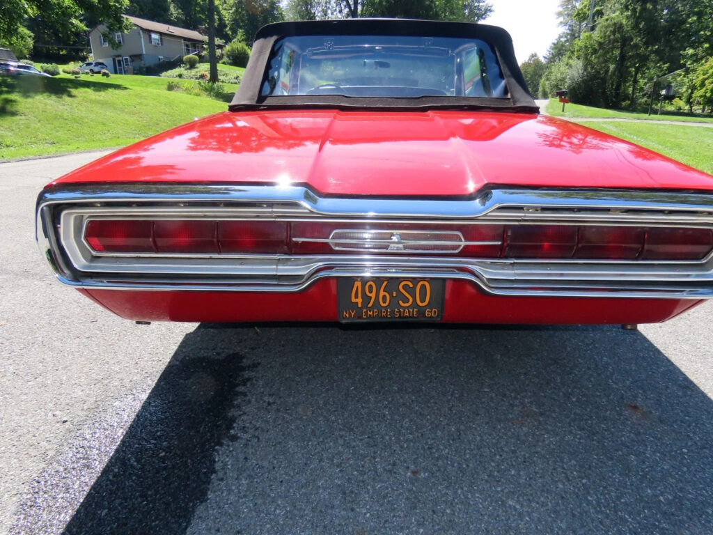 1966 Ford Thunderbird