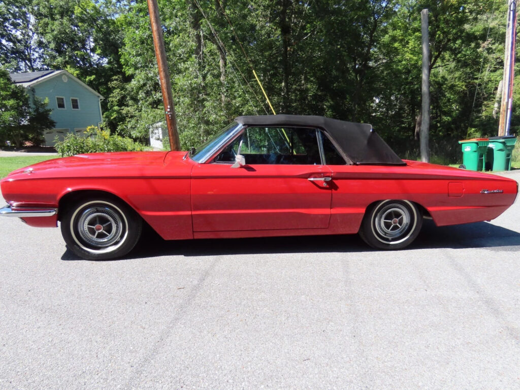 1966 Ford Thunderbird
