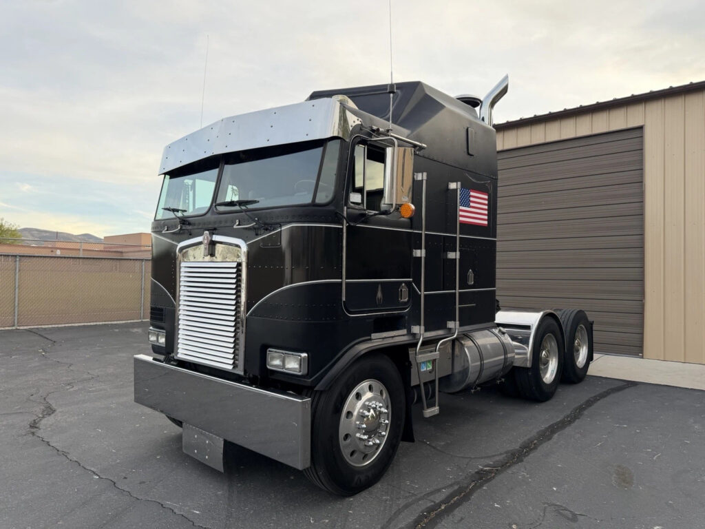 1985 Kenworth COE K100 Aerodyne Cabover